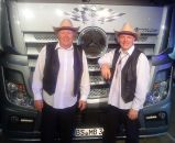 2011-11-12 Braunschweig: Mercedes-Actros-Vorstellung:  Wolfgang & Lothar